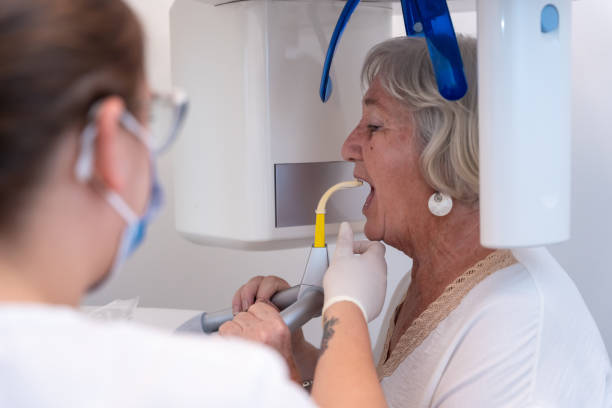 Best Emergency Gum Treatment in Lake Placid, FL